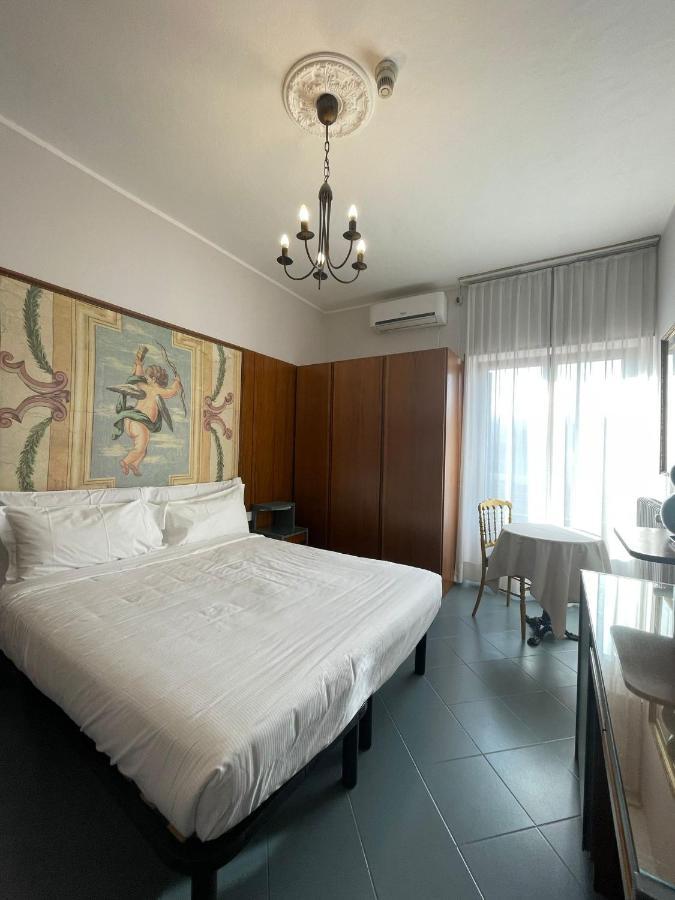 Hotel La Bussola Cittiglio Εξωτερικό φωτογραφία