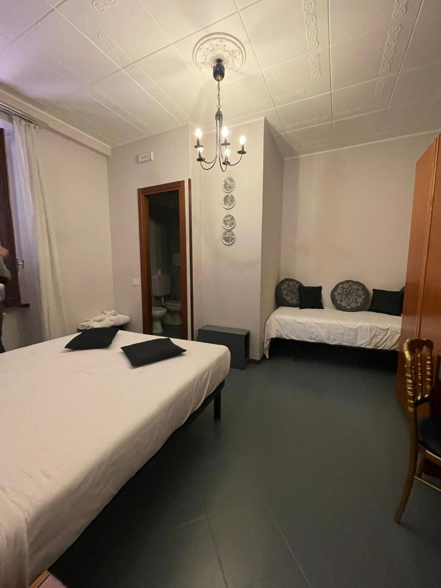 Hotel La Bussola Cittiglio Εξωτερικό φωτογραφία