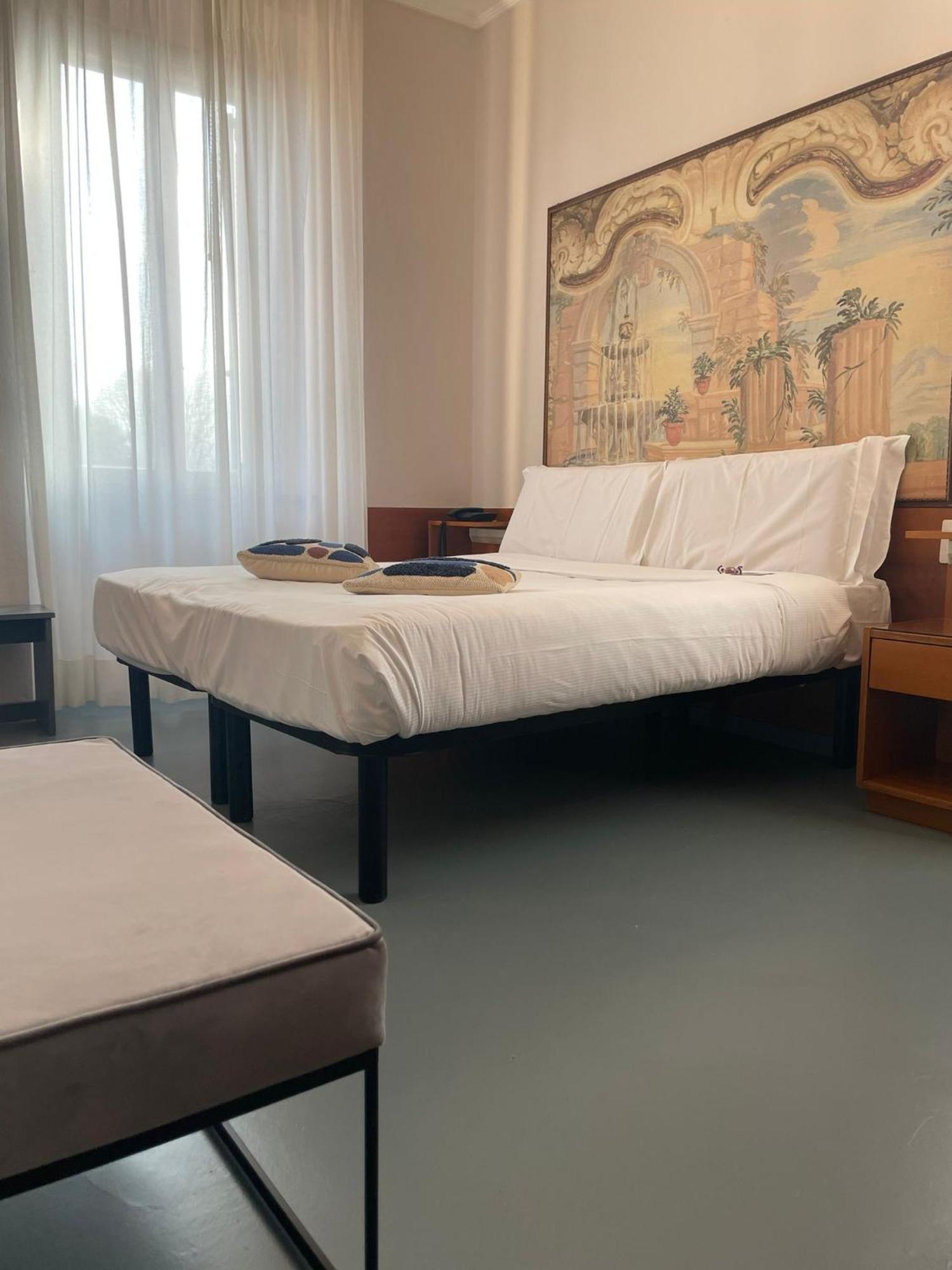 Hotel La Bussola Cittiglio Εξωτερικό φωτογραφία
